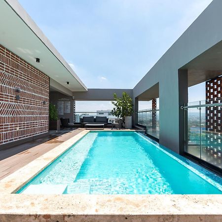 Modern Luxury Condo With Rooftop Pool & Gym サンティアゴ・デ・ロス・カバリェロス エクステリア 写真