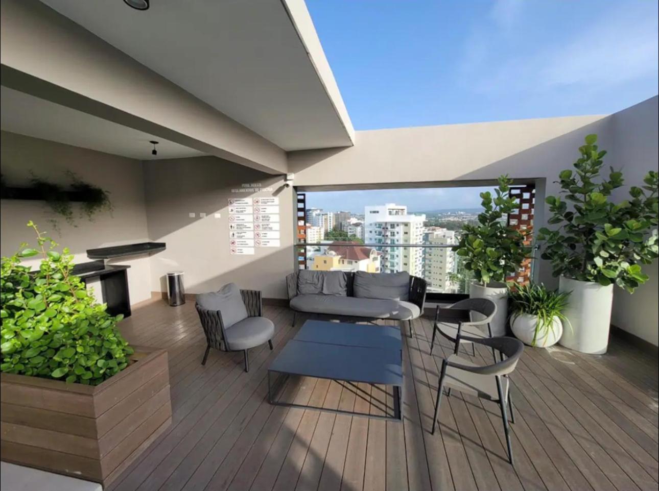 Modern Luxury Condo With Rooftop Pool & Gym サンティアゴ・デ・ロス・カバリェロス エクステリア 写真
